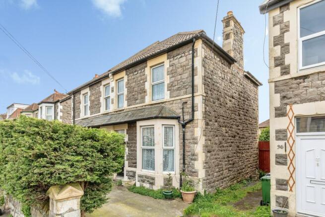 3 bed property, in Sandford Road, £230,000