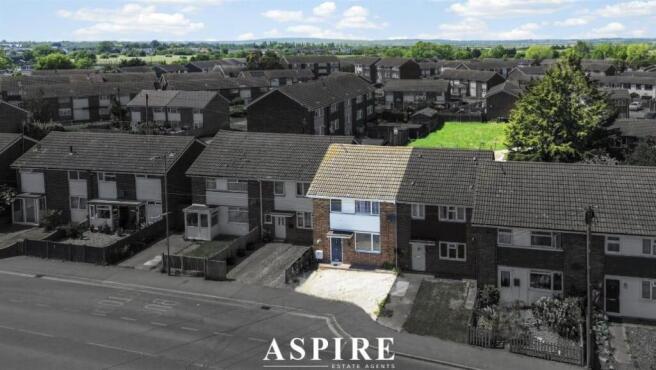 3 bed property, in Link Road, £300,000