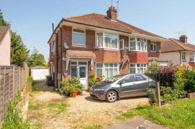 1 bed property, in Cox Row, £180,000