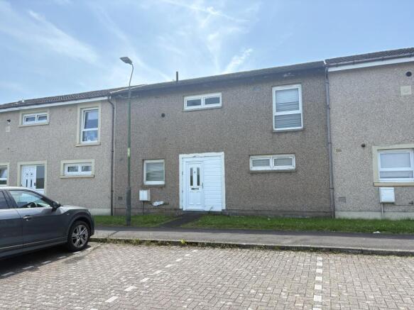 3 bed property, in Moriston Court, £80,000