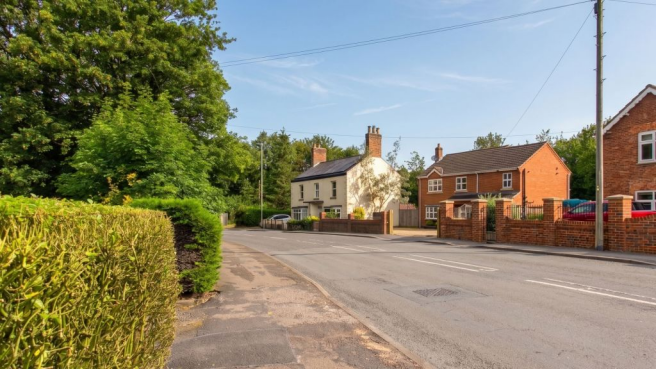4 bed property, in Spilsby Road, £205,000