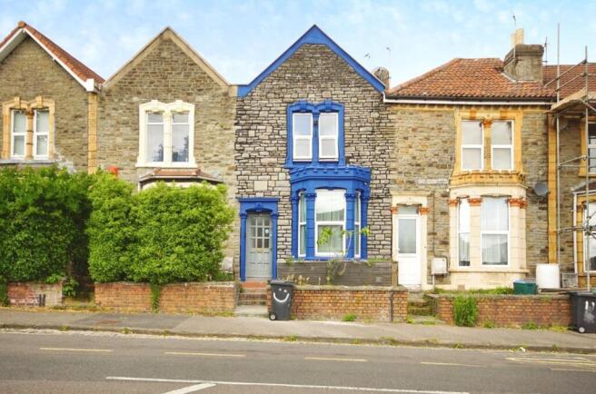 3 bed property, in Speedwell Road, £360,000