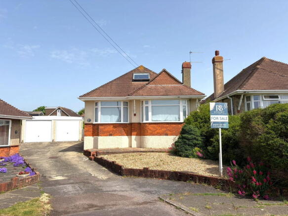 3 bed property, in Hillside, £525,000