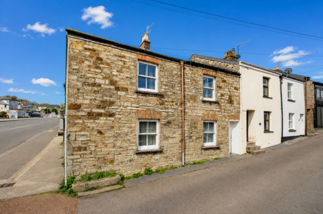 5 bed property, in 20 Market Street, £250,000