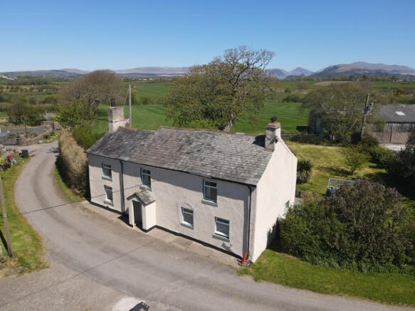 4 bed property, in Hall Carleton, £550,000
