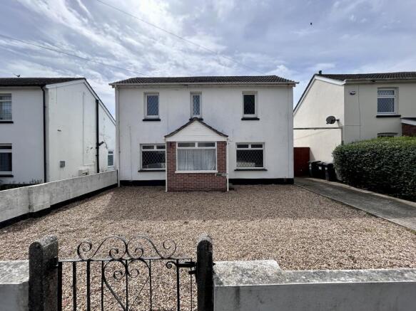4 bed property, in Windham Road, £349,950
