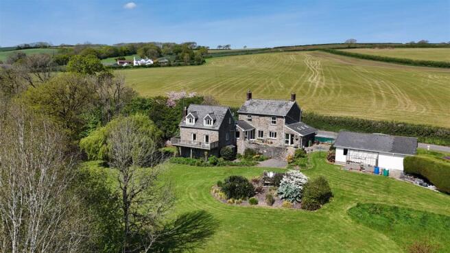 5 bed property, in Bideford EX39, £995,000