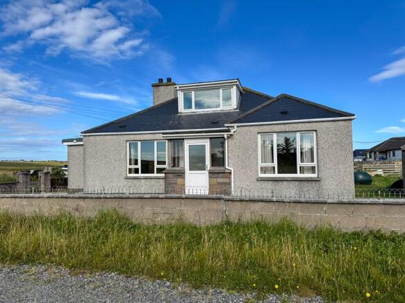 3 bed property, in 4 Loch Street, £155,000
