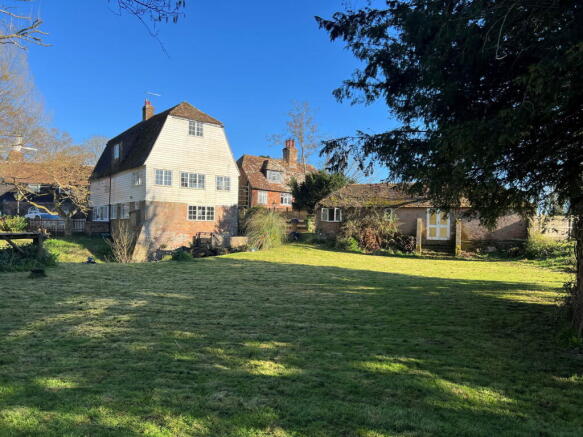 5 bed property, in Goudhurst, £699,950