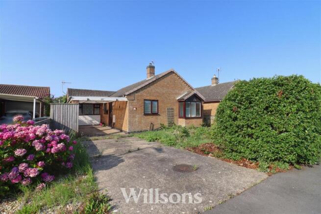 2 bed property, in Church Park, £189,950
