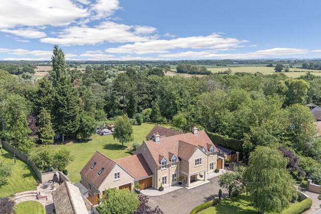 6 bed property, in Sawtry Road, £1,800,000