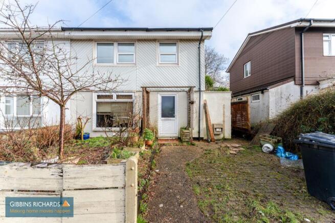 3 bed property, in Wordsworth Drive, £185,000
