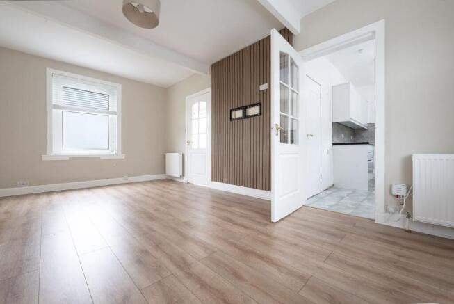 3 bed property, in Auchmountain Road, £155,000