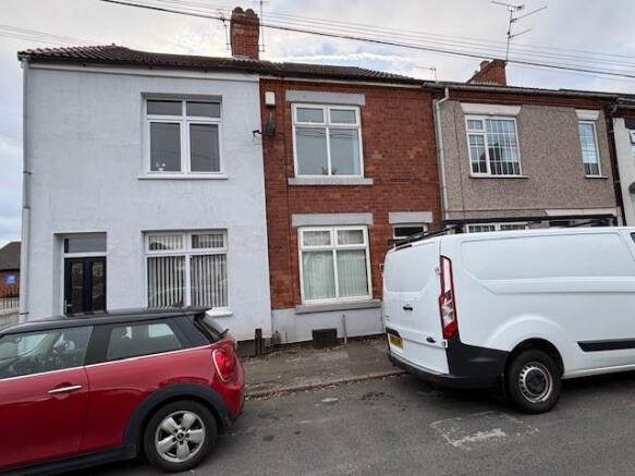 2 bed property, in Mason Street, £115,000