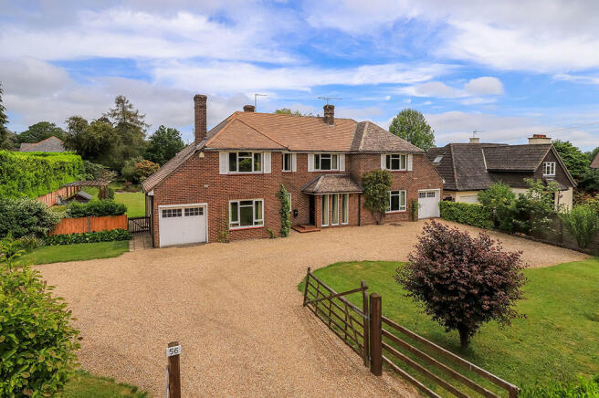 4 bed property, in Links Lane, £1,400,000