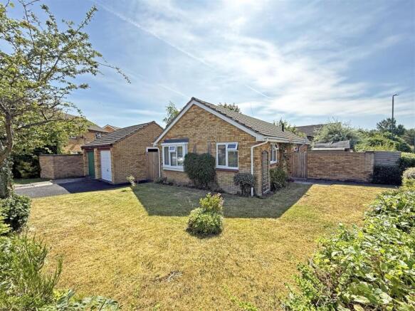 3 bed property, in Torrin Drive, £365,000