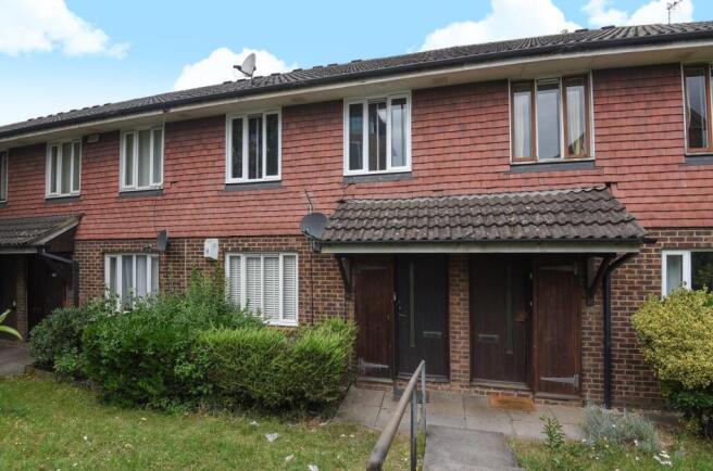 1 bed property, in Wimbledon Park Road, £325,000