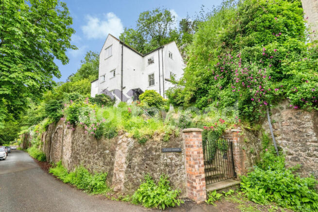 2 bed property, in Foley Terrace, £195,000