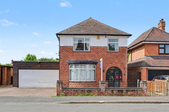 3 bed property, in Lynden Avenue, £365,000