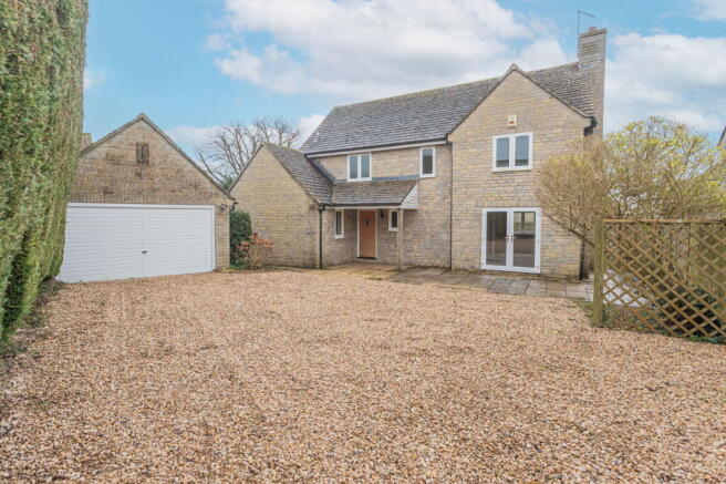 4 bed property, in Didmarton, £650,000