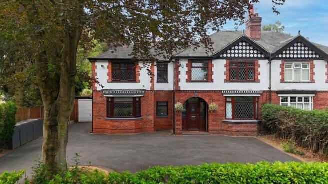 5 bed property, in Sneyd Avenue, £550,000