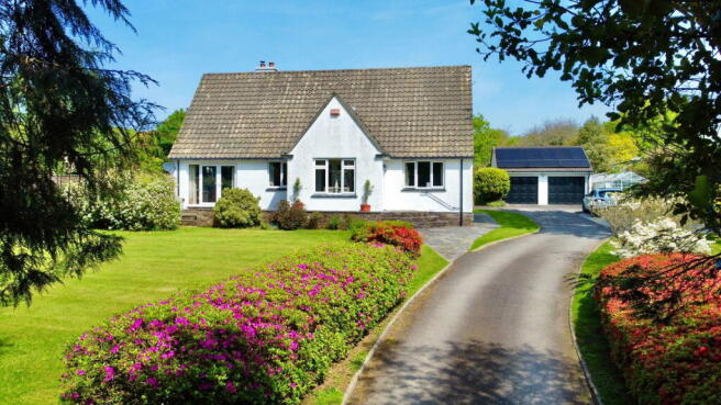 4 bed property, in Wetherham Lane, £785,000