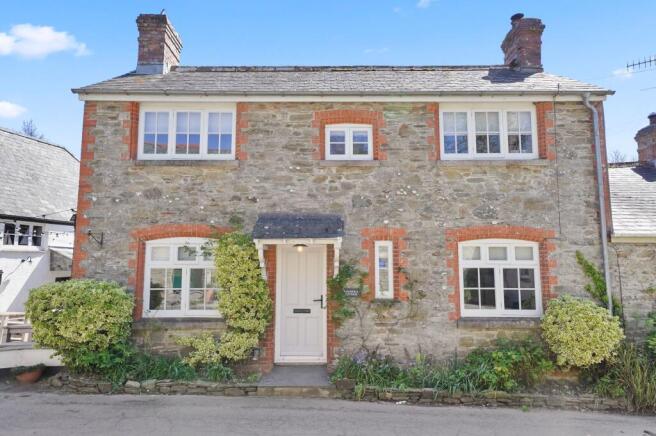 2 bed property, in South Pool, £650,000