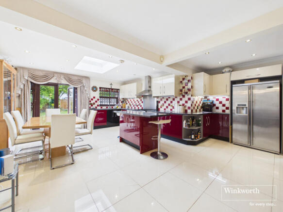 3 bed property, in Salmon Street, £950,000