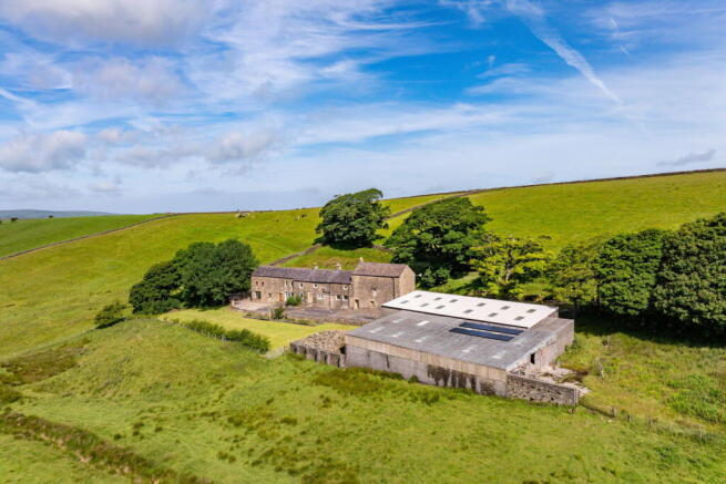 7 bed property, in Lythe Fell Road, £900,000