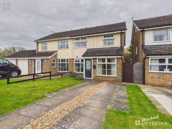 3 bed property, in Dalesford Road, £420,000
