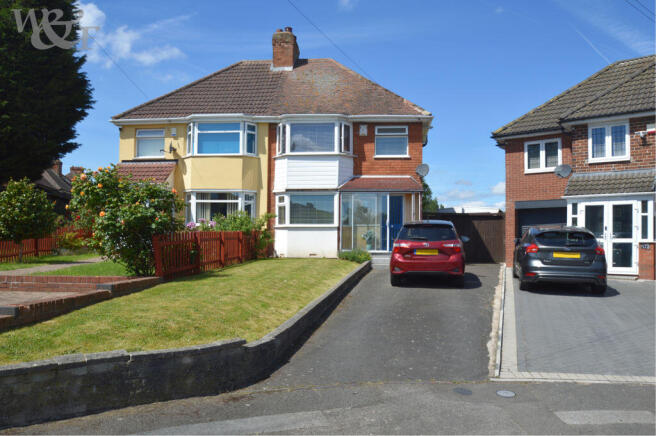 3 bed property, in Whitminster Avenue, £235,000