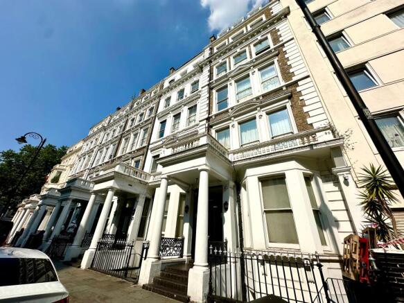 19 bed property, in 12 Collingham Rd, £9,000,000