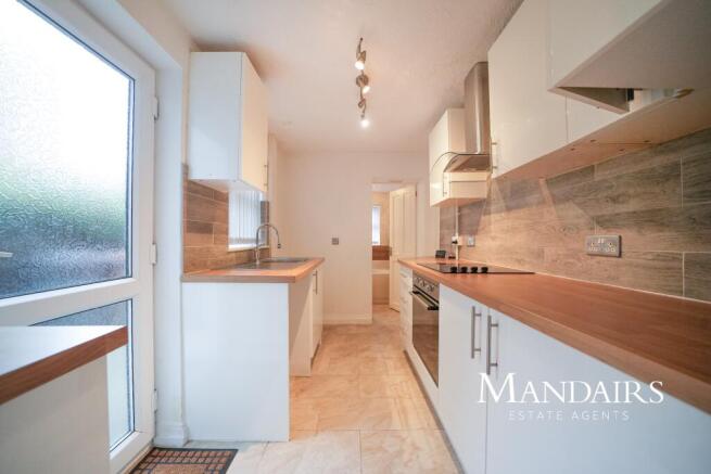 3 bed property, in Fletton Avenue, £220,000