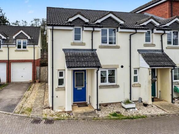 3 bed property, in The Deanes, £250,000