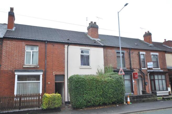 4 bed property, in Calais Road, £150,000