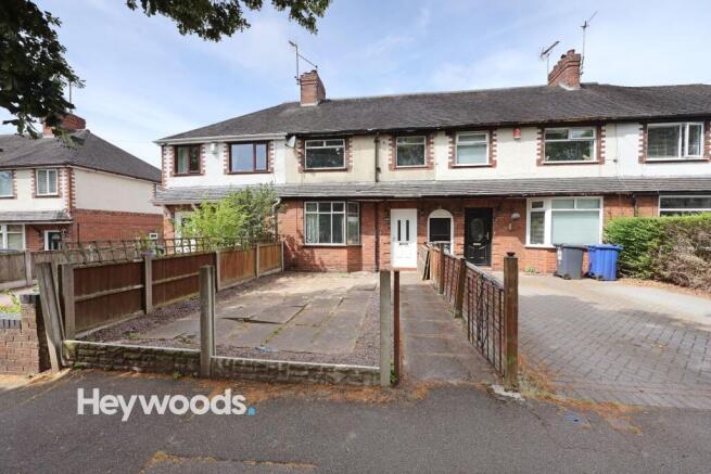 3 bed property, in Hempstalls Lane, £110,000