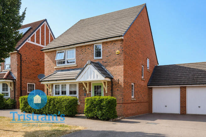 4 bed property, in Greymede Avenue, £380,000