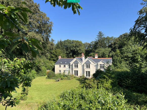 4 bed property, in Thornbury, £1,250,000