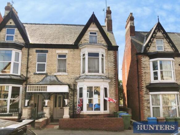Studio, in Tennyson Avenue, £30,000