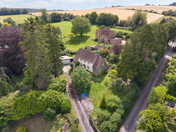 5 bed property, in Rickbarton, £695,000