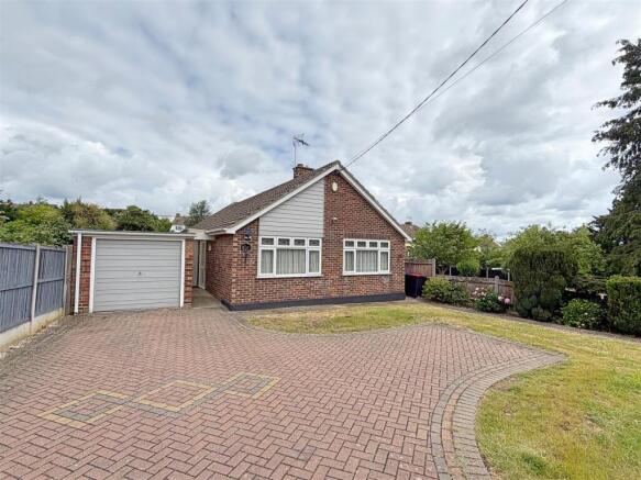 2 bed property, in Challis Lane, £400,000