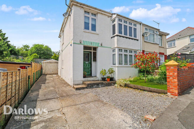3 bed property, in Cendl Crescent, £170,000