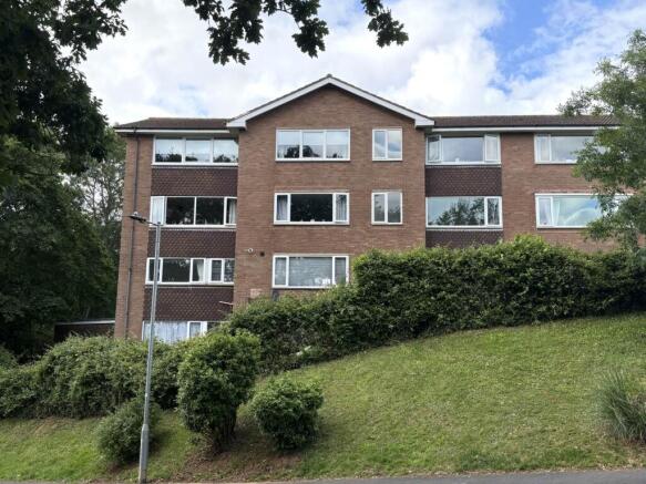2 bed property, in The Marles, £199,950