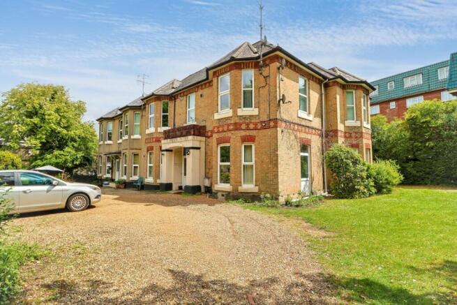 1 bed property, in Flat 1, £90,000