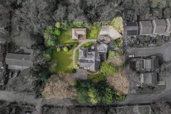 6 bed property, in Ladybrook Road, £2,000,000