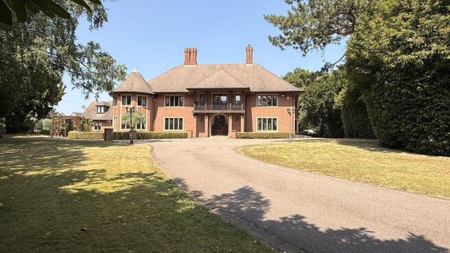 7 bed property, in Uttoxeter Road, £1,999,950