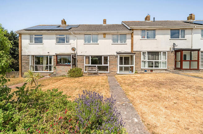 3 bed property, in Cotswold Close, £280,000