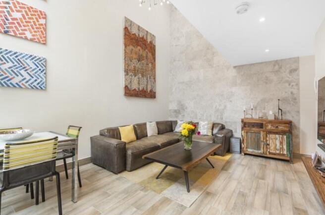 3 bed property, in Lily Mews, £900,000