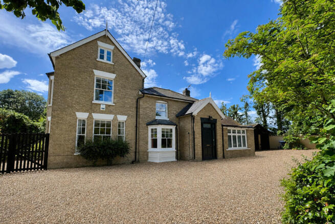 6 bed property, in Long Thurlow, £925,000
