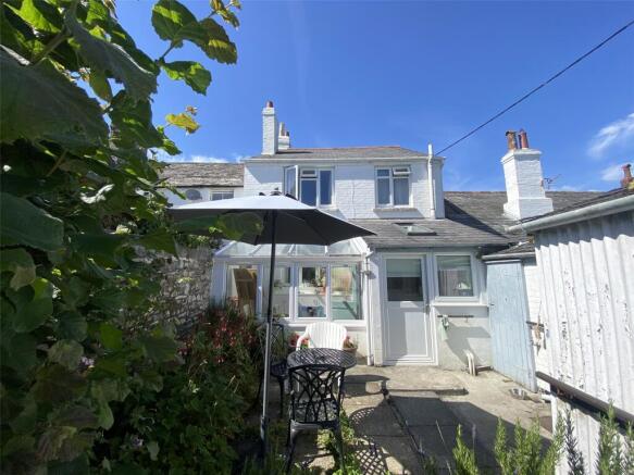 3 bed property, in Duke Street, £260,000